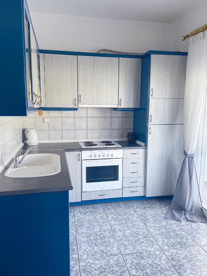 Coastline Apartment Néa Péramos 外观 照片