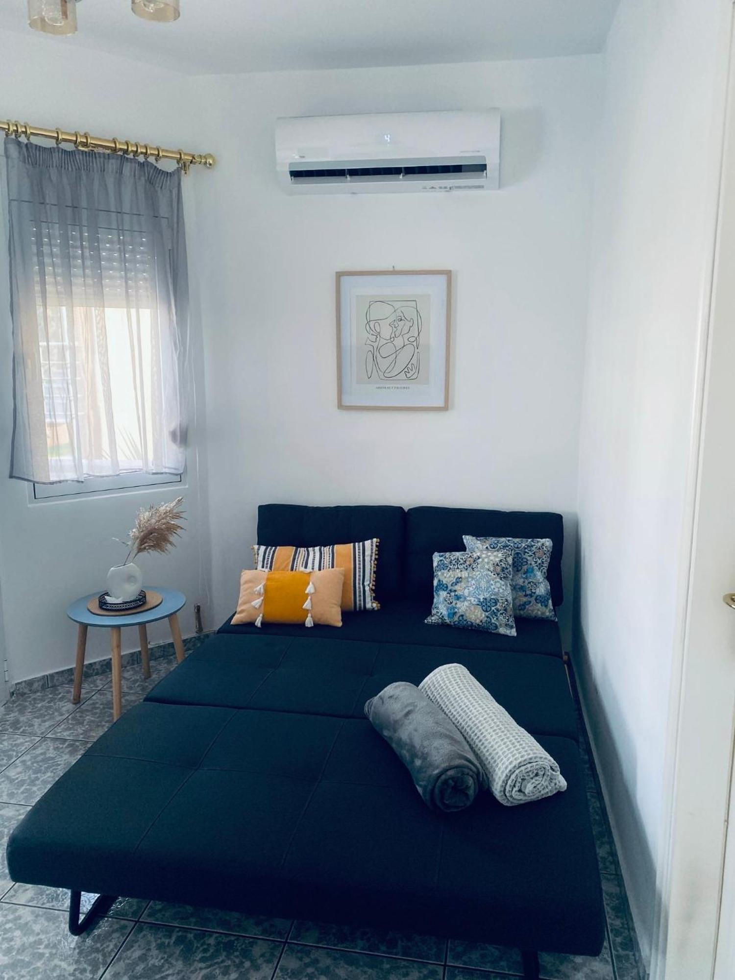 Coastline Apartment Néa Péramos 外观 照片
