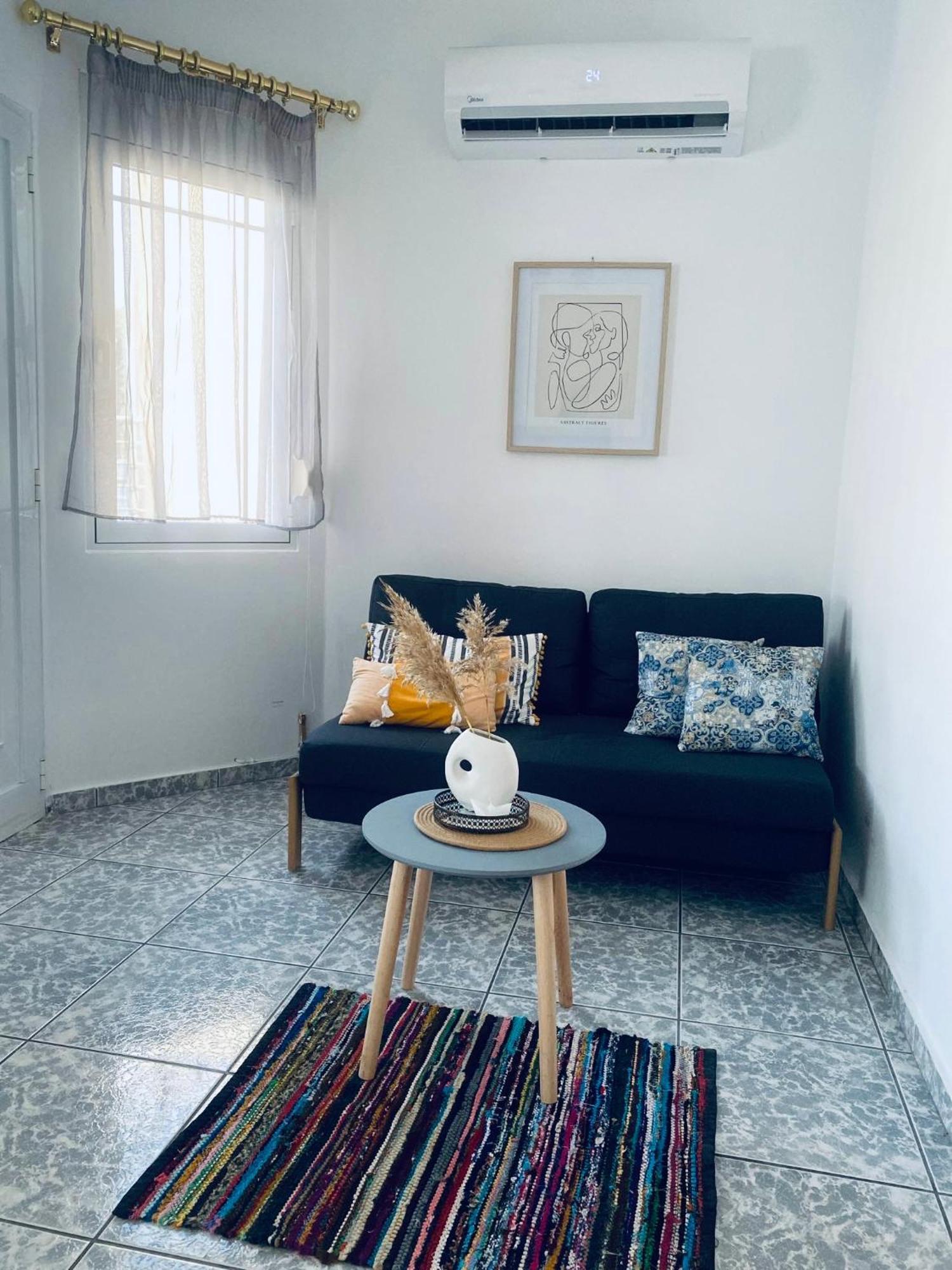 Coastline Apartment Néa Péramos 外观 照片