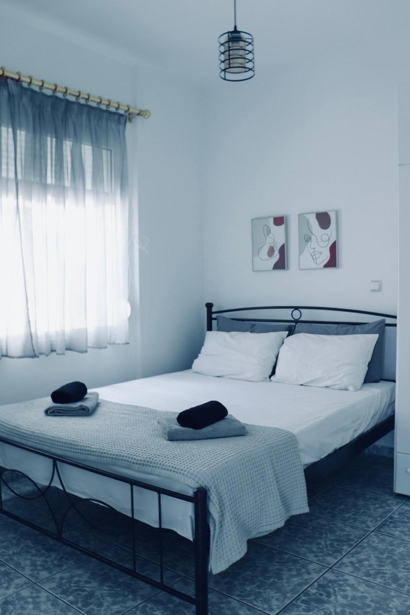 Coastline Apartment Néa Péramos 外观 照片