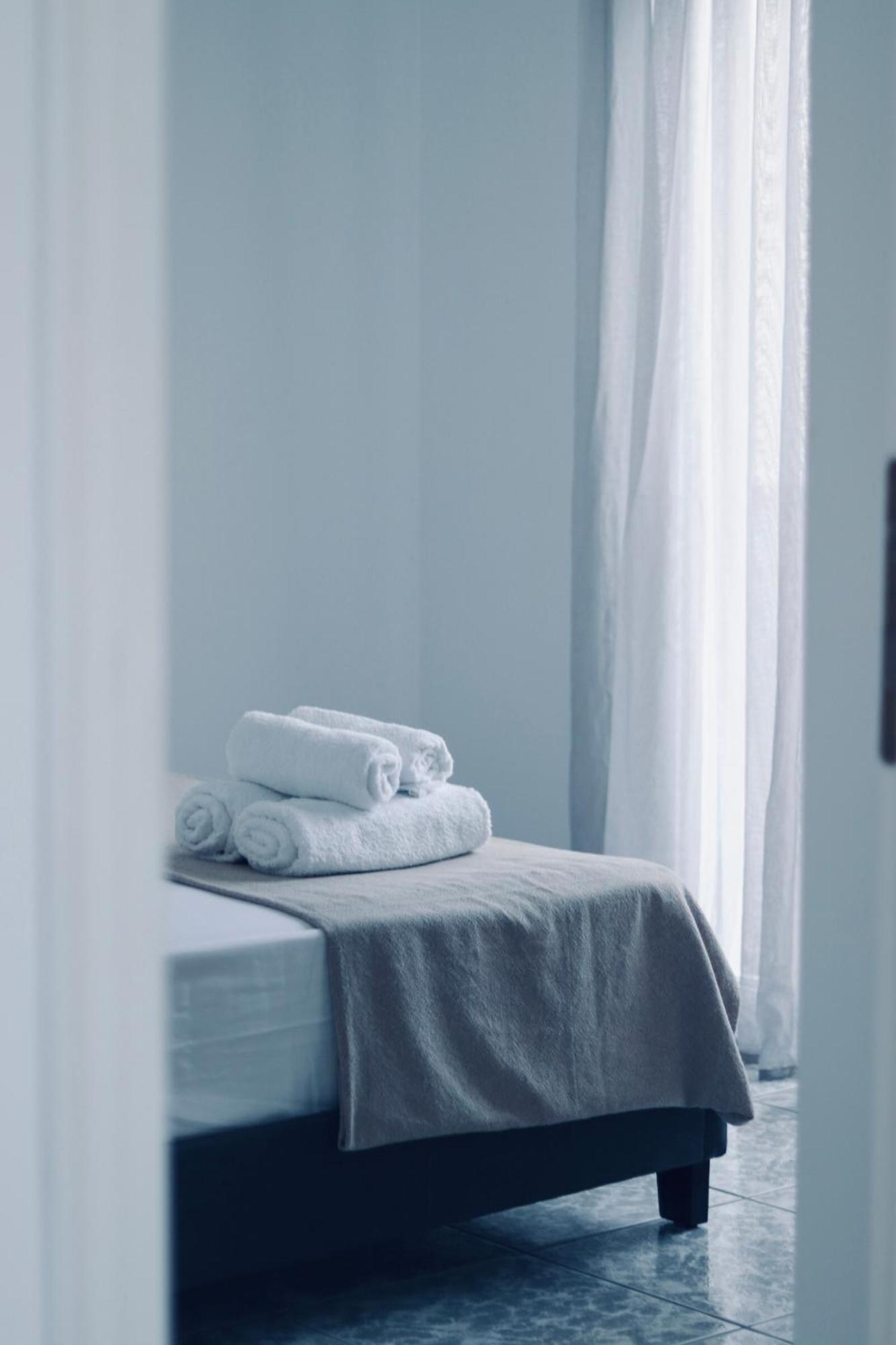 Coastline Apartment Néa Péramos 外观 照片
